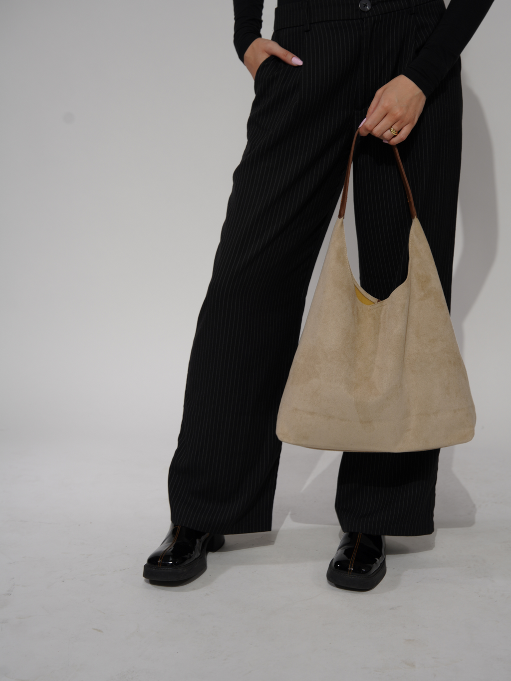Classic Leather Tote for Daily Essentials
