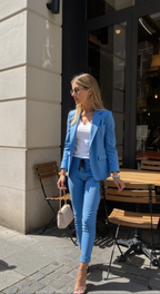 Stylish Women's Blazer and Jogger Set – Coordinated Blazer and Pant Outfit